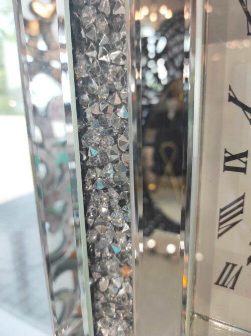 Zegar Alviano ścienny z kryształkami i dużym cyberblatem
